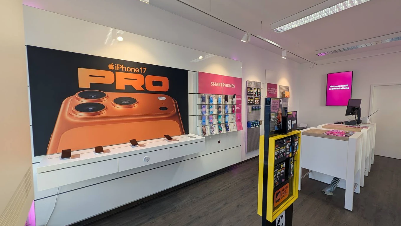 K&F Telecom OHG Shop Innenansicht
